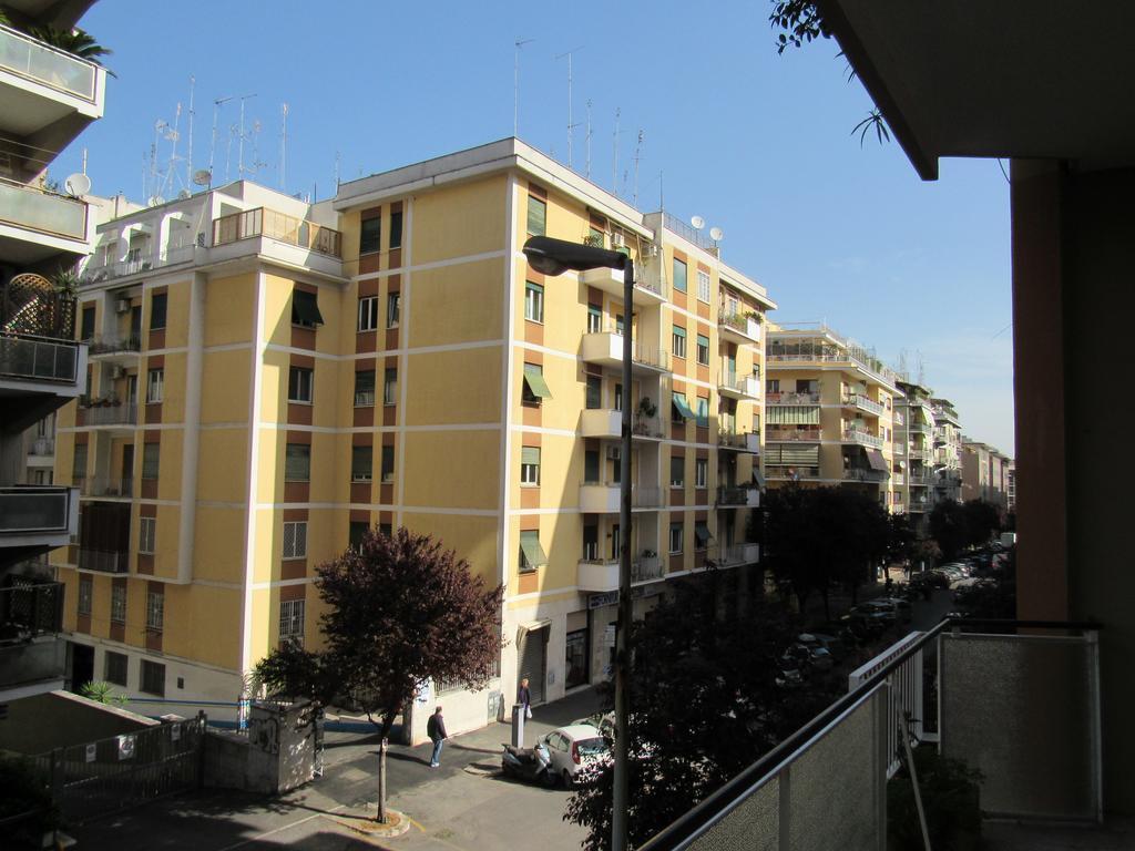 Pianeta Roma 127 Bed & Breakfast Ngoại thất bức ảnh